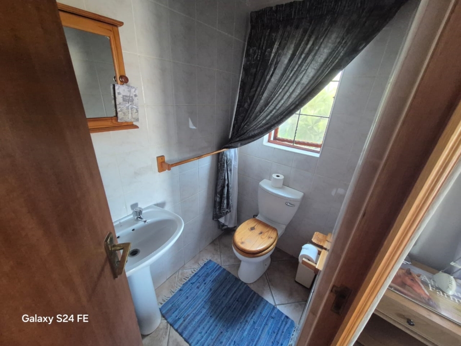 5 Bedroom Property for Sale in Cashan North West